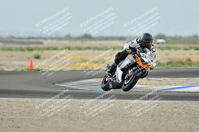 media/Apr-18-2025-TrackDaz (Fri) [[45f5874c44]]/C Group/Session 1 (Turn 7)/